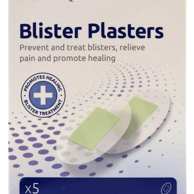 Front view of Numark Blister Plasters pack, ideal for protecting and healing foot blisters quickly.
