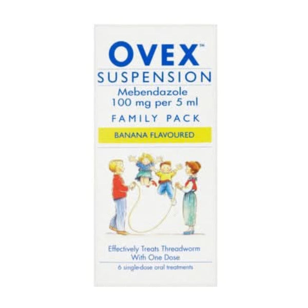 A vertical box of OVEX Suspension family pack mebendazole, banana flavored, with blue text and an illustration of children jumping rope on a white background.